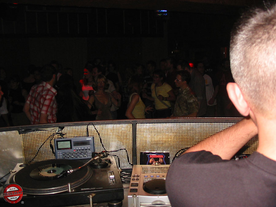 Top25 Clubs in Berlin: Kaffee Burger